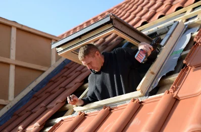 Pose de fenêtres de toit Velux à Amondans